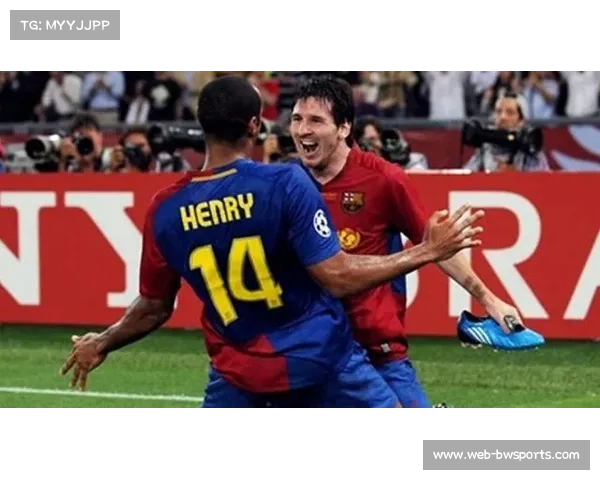 卢浮宫首次展出足球主题雕塑艺术展 打破传统与运动的完美融合