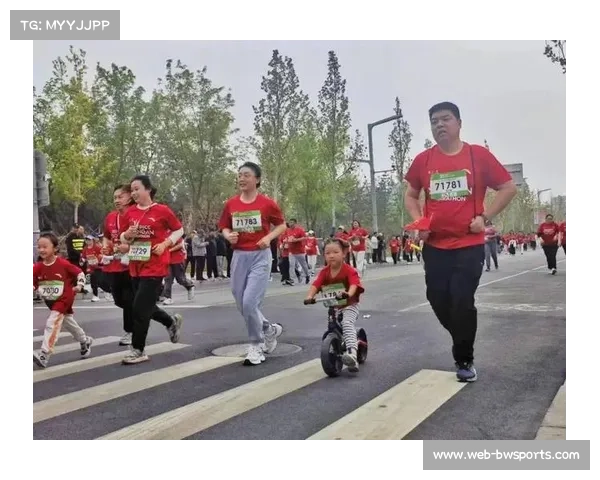 乌鲁木齐马拉松欢乐跑选手晕厥 移动急救站3分钟内快速响应救援